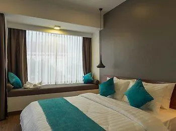 101 Hotel 4*